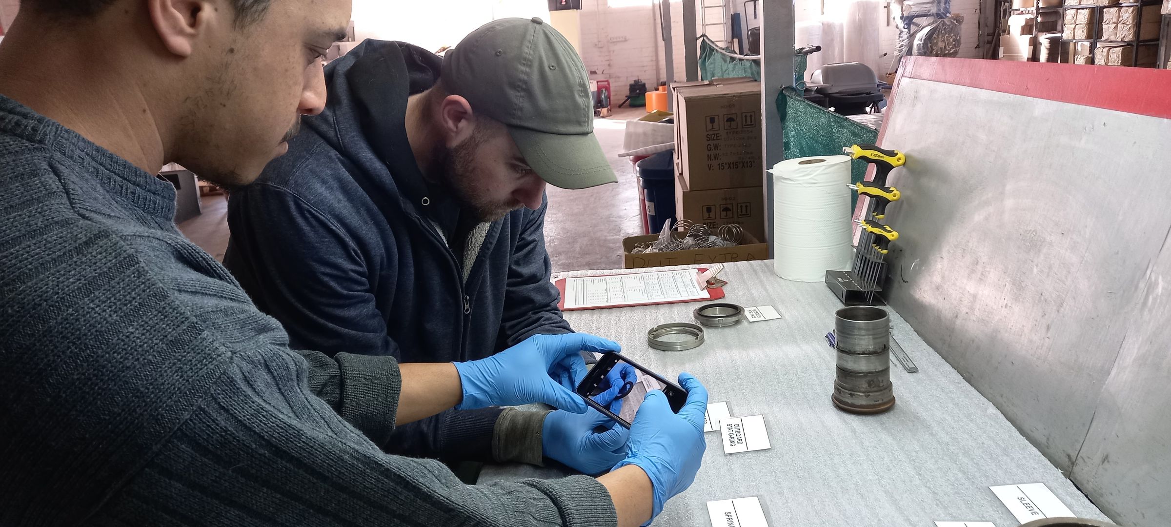 Seal failure 2 Seal failure 2