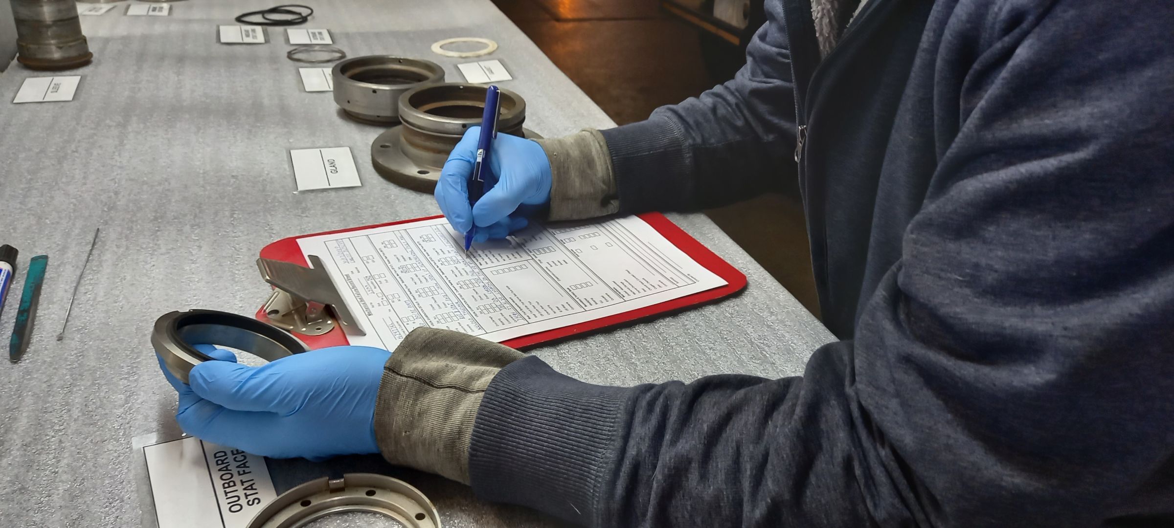 Seal failure 6 Seal failure 6