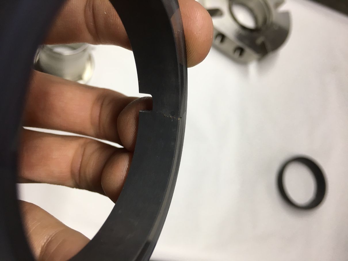 Seal failure 7 Seal failure 7